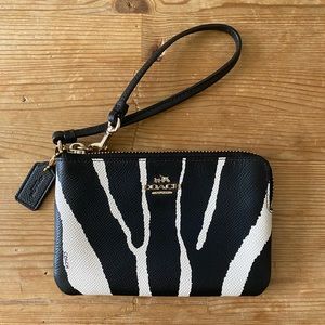 NWOT Coach Black & White Zebra Print Wristlet